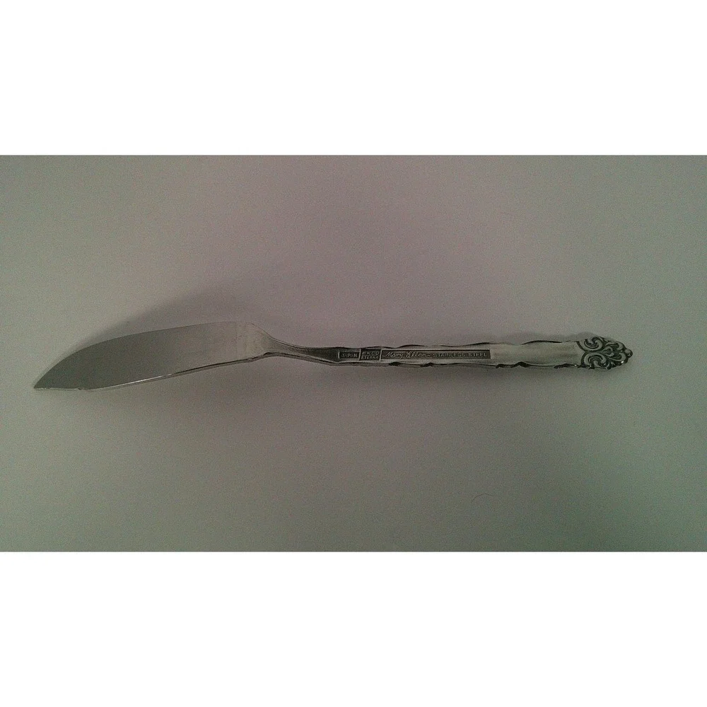 EKCO Eterna Mary Ellen Stainless Japan Cheese Spreader Knife‎ – Vintage Flatware